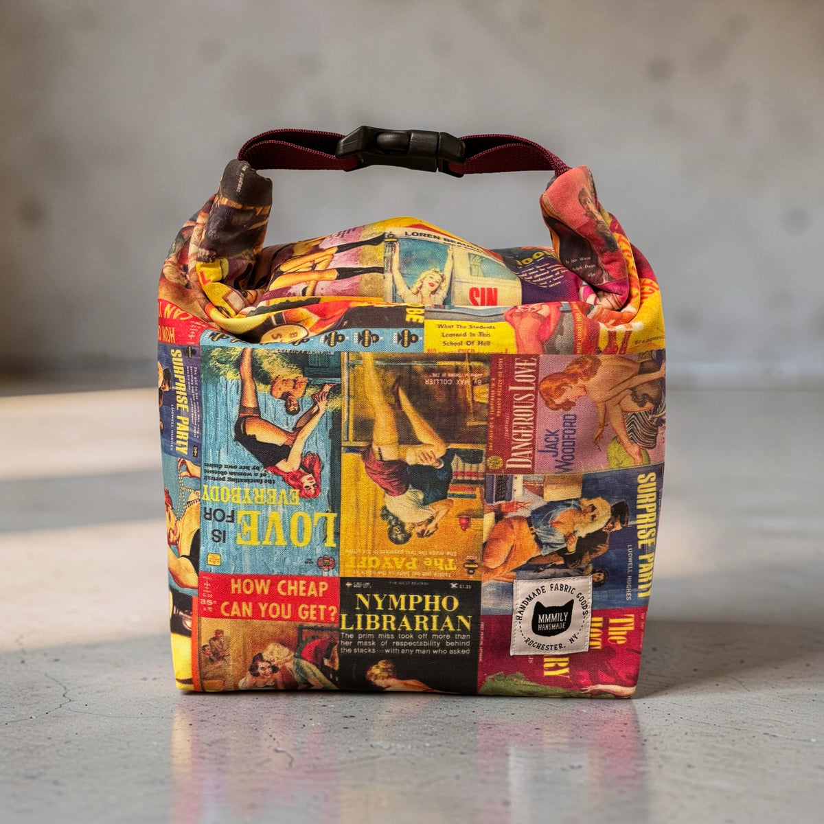 Smut Books Lunch Bag