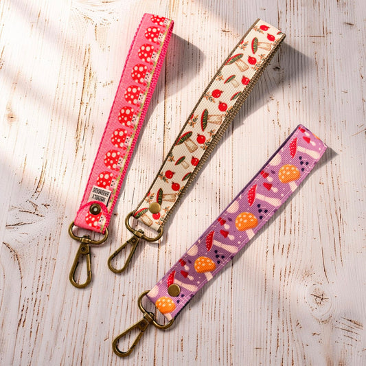 Mushroom Wristlet Strap