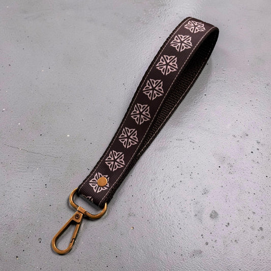 Roc Flower Wristlet Strap