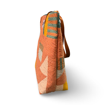 Wayfinder Quilted Tote