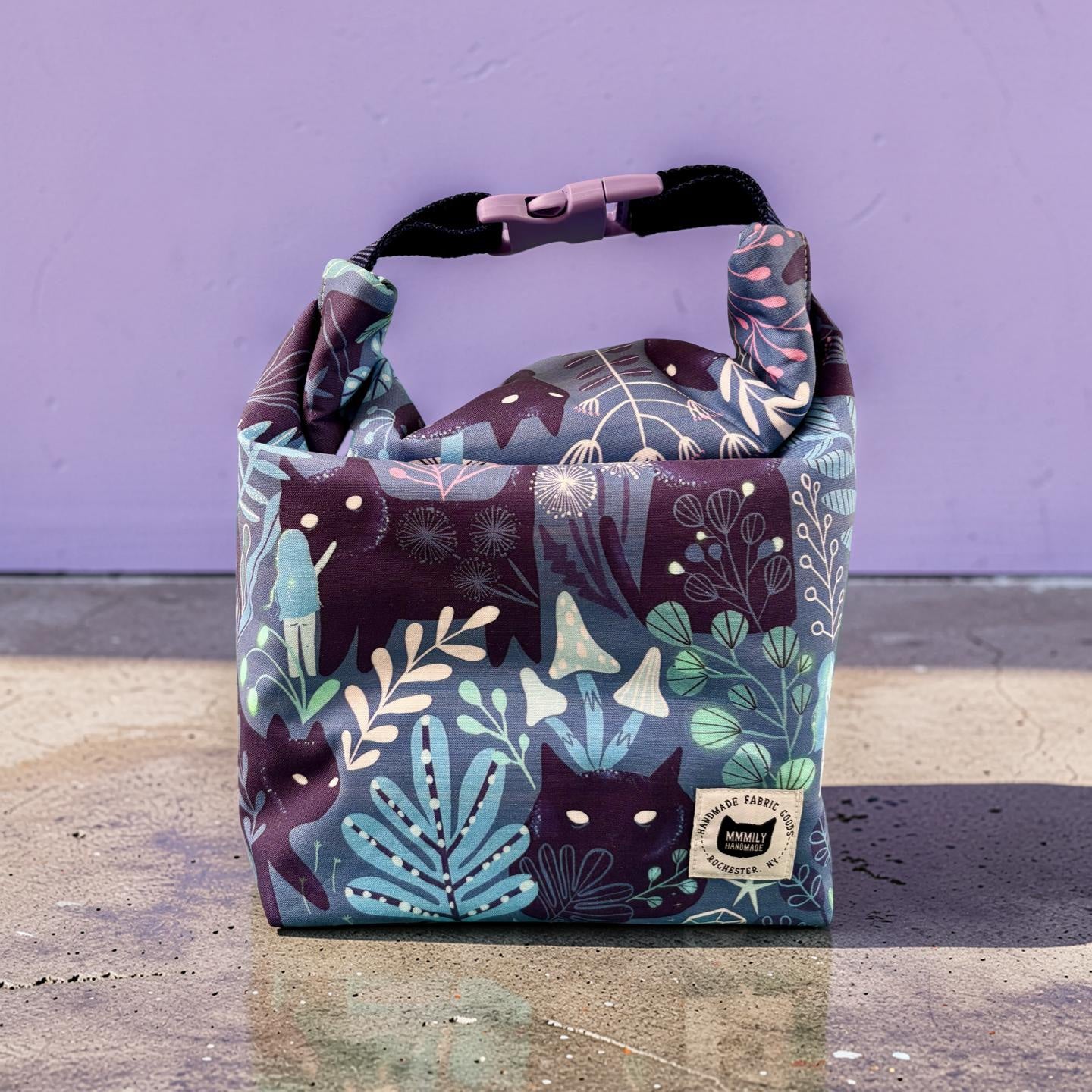 Spirit Cats Lunch Bag